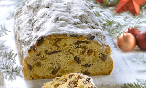Stollen et décorations de Noël jpeg