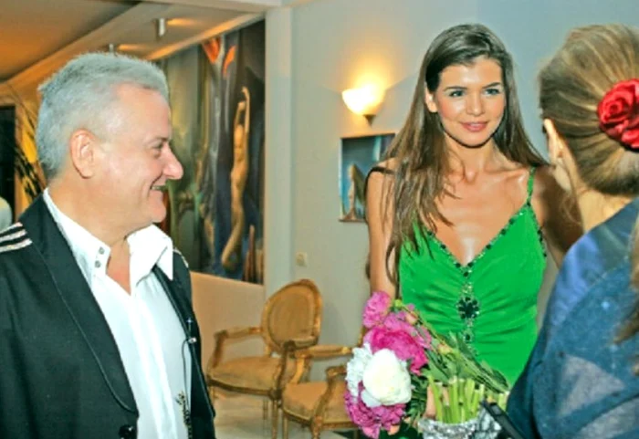 8 interiorul vilei de la izvorani 1 jpg jpeg