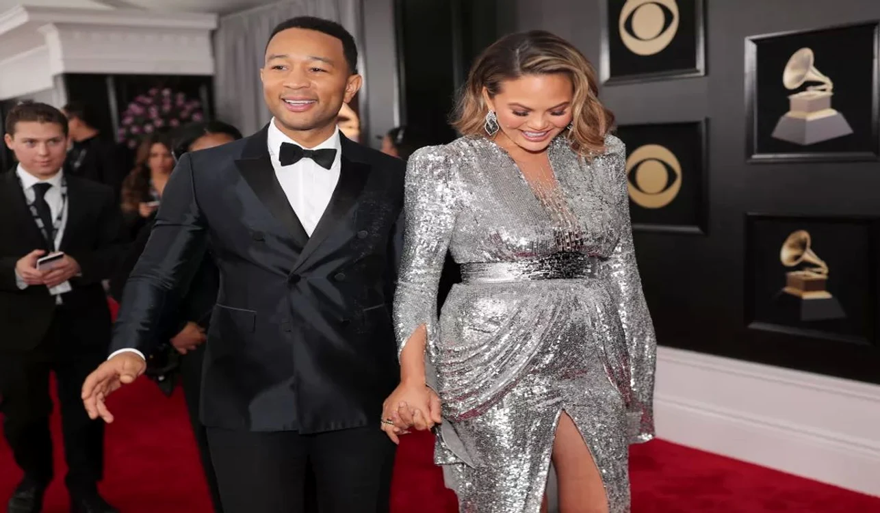 John Legend şi Chrissy Teigen  jpeg