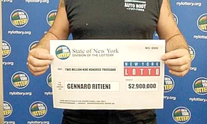Jerry Ritieni uitase complet de biletul de loterie pe care îl cumpărase cu o lună în urmă jpeg