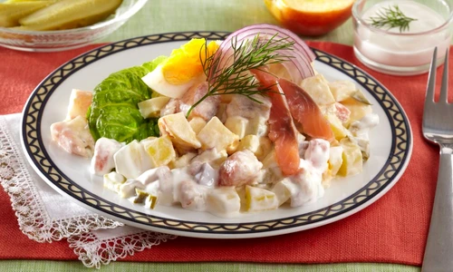 salata cu somon afumat jpeg