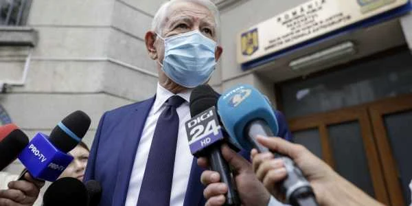 Teodor Melescanu la  Directia Natională Anticoruptie (DNA) in Bucuresti 11 iunie 2020 FOTO  Inquam Photos / George Calin