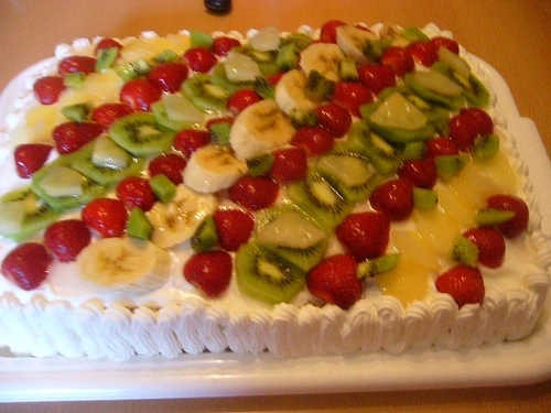 tort frisca fructe jpeg