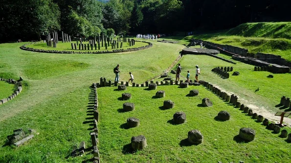 Descoperire uimitoare în Sarmizegetusa Regia  „Nu existau asemenea porţi în Antichitate” VIDEO   jpeg