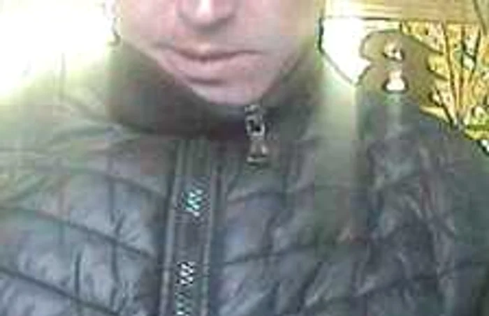 Hoţul căutat pe Internet