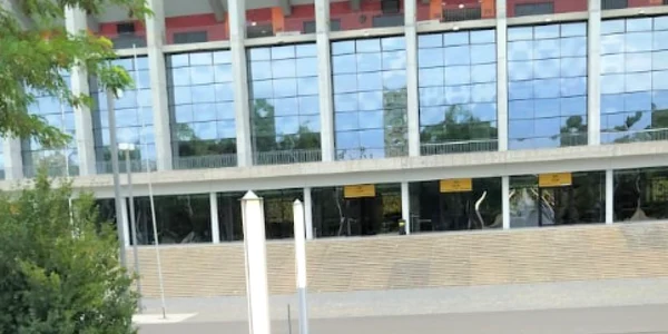 Dan anunţă refacerea sistemului de iluminat