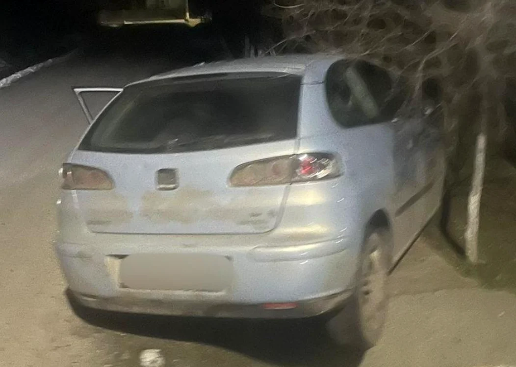 Șoferul a sărit din mașină în mers. FOTO: Gazeta de Sud