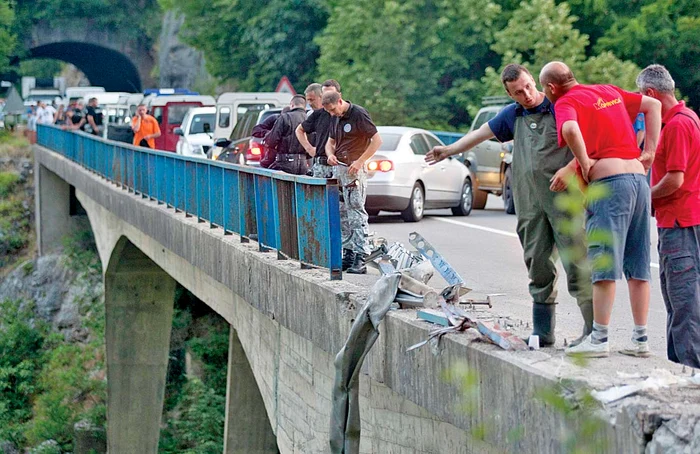 2013. Mama şi mătuşa au murit în accidentul din Muntenegru