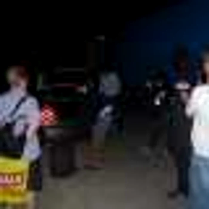 Mascaţii au controlat maşinile celor doi taxatori din vamă