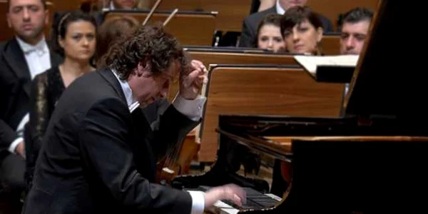 pianul calator