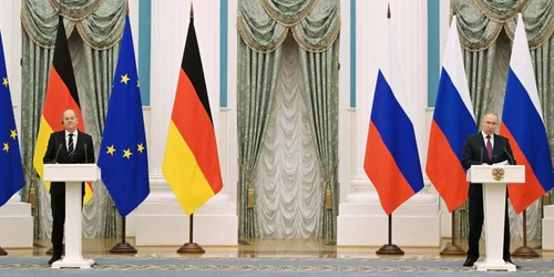 Olaf Scholz si Vladimir Putin FOTO EPA-EFE