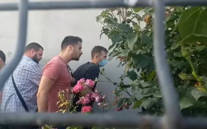 
    Suspectul de la Corbufoto: Adevarul.ro  