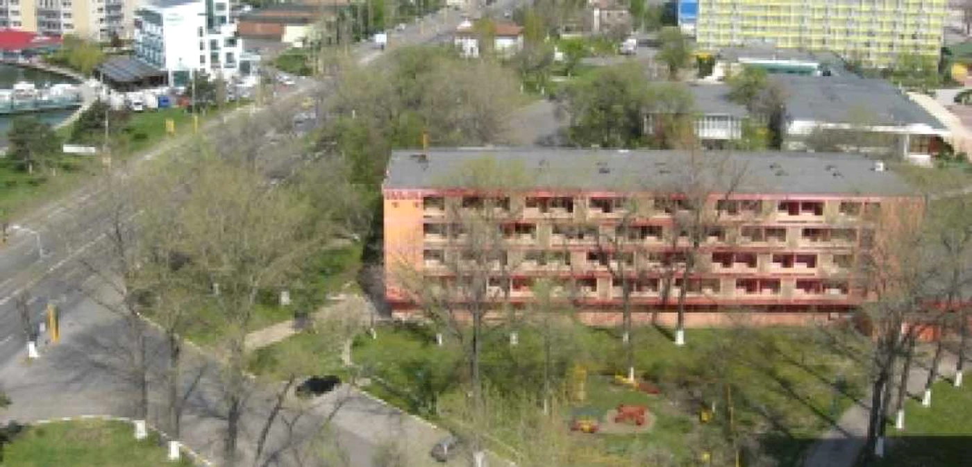 Constanţa: Litoral 2009 / Cum să vezi plajele şi marea din mers