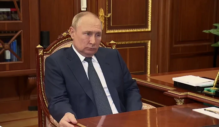 Putin nu pare prea mulțumit de ceea ce aude de la șeful Gărzii Naționale FOTO captură Twitter