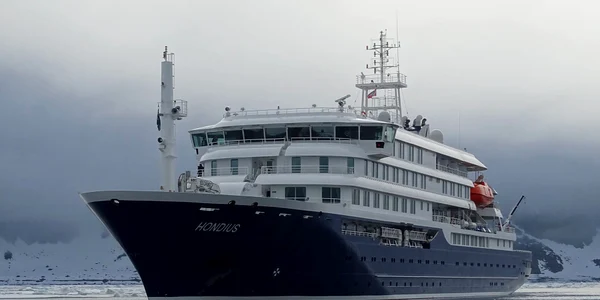 MV Hondius FOTO Antartica Cruises jpg