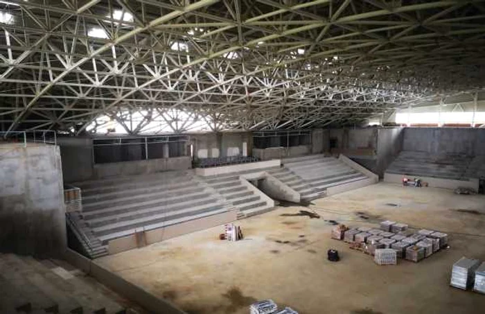 sala sporturilor mioveni 01