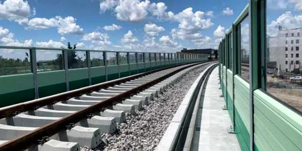 2 cale ferata gara N otopeni