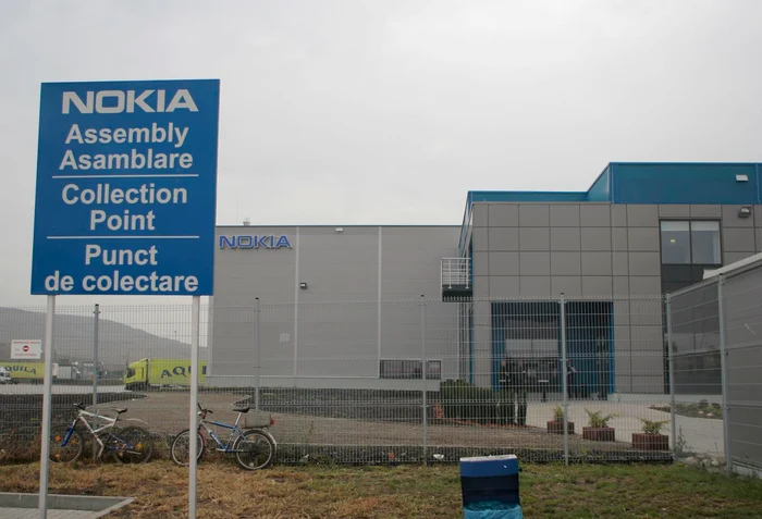 Pe poarta fabricii Nokia ies telefoane mobile din ce în ce mai performante