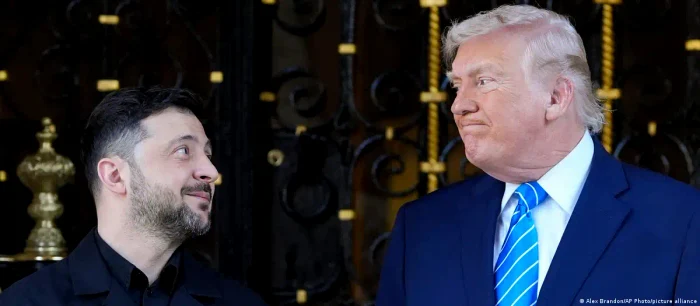 Donald Trump și Volodimir Zelenski la Mar-a-Lago