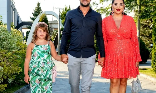 Oana Roman și Marius Elisei  sunt mândri de fiica lor, Isabela Sursa: Instagram