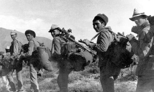 CONCURS: Historia şi Editura Corint vă oferă cartea «Războiul sovieto afgan (1979 1989)» jpeg