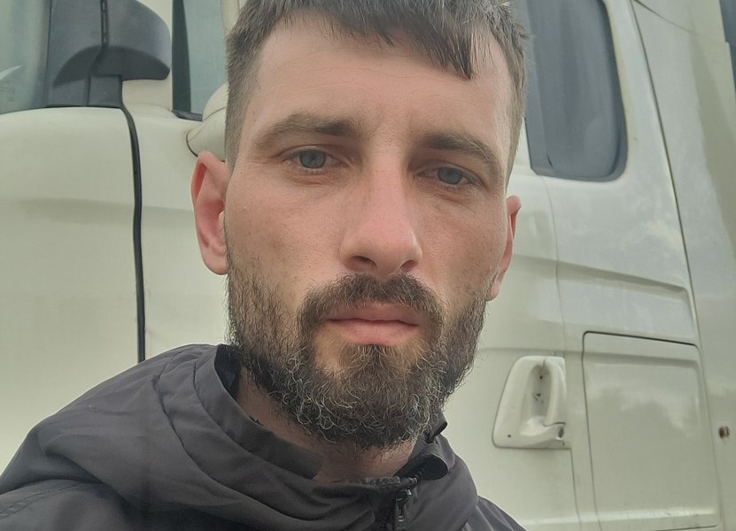 Cine este românul care a înjunghiat o fetiță de 11 ani, în Londra. Agresorul a fost arestat