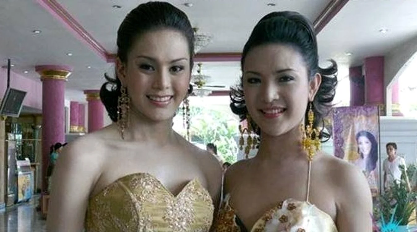 Transsexualii de la «Miss Ladyboy Pageant»