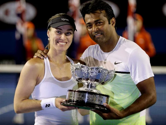 
    Martina Hingis şi Leander Paes  