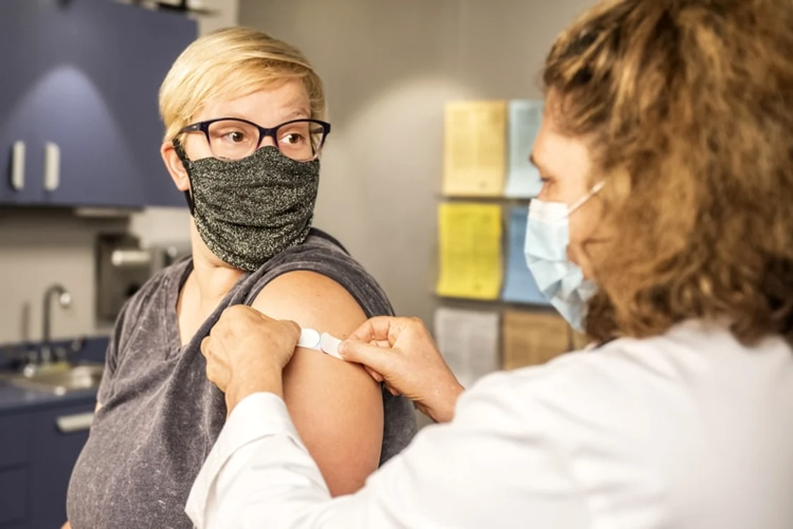 
    Vaccinarea este încetinită în zonele ruraleFOTO: Unsplash.com  