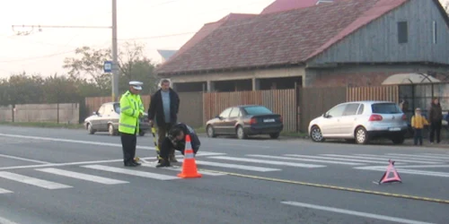 În localitatea Dumbrăveni, o tânără a fost lovită pe trecerea de pietoni