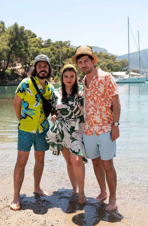 Moartea in vacanta_Mircea Bravo, Costel, Maria Popovici Sursa foto Bravo Films