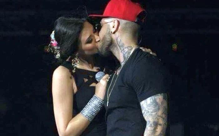 
    Antonia şi Alex Velea s-au sărutat pe scenă la primul lor concert foto: arhiva personală  