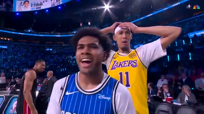 Un sportiv și-a pus mâinile în cap, după prestația unui adversar  FOTO Captură video