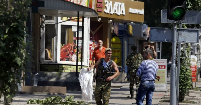 Separatiştii acuza Kievul că au reluat atacurile FOTO Reuters