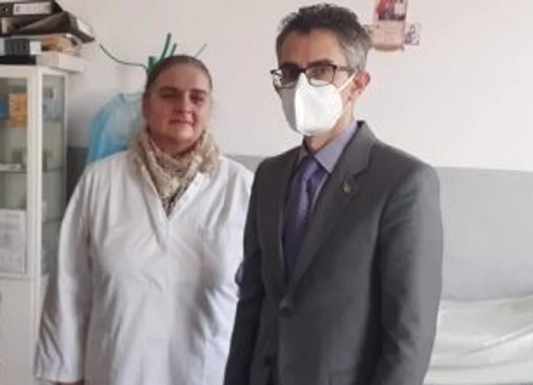 Dr. Daniela Bejan, medic de familie în comuna Ciohorăni din Iași, fusese premiată de prefect