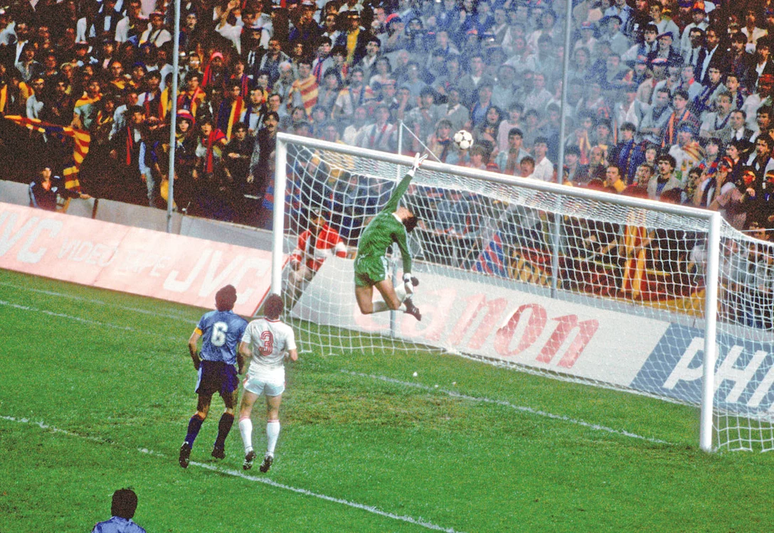 Intervenţie spectaculoasă  în seara magică de la Sevilla 