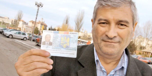 Nicolae Oprişcan împlineşte anul acesta 54 de ani 