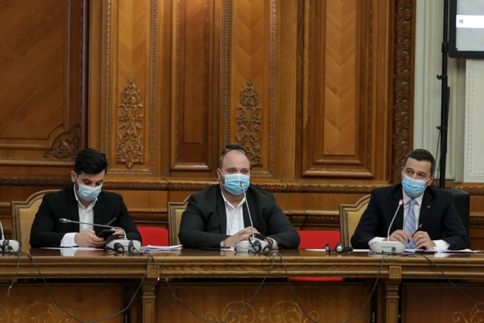 Candidaţii propuşi pentru funcţiile de miniştri în guvernul Ciuca, audiaţi în comisiile de specialitate, la Palatul Parlamentului din Bucureşti. FOTO Inquam Photos / Octav Ganea