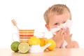 baiat copil isi sufla nasul racit raceala masa fructe shutterstock 5152459 0 jpeg