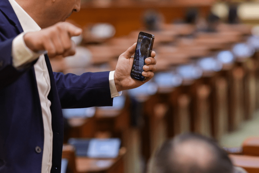 Creșterea prețurilor, cea mai mare îngrijorare a românilor în 2022. Politicienii, pe ultimul loc în topul încrederii