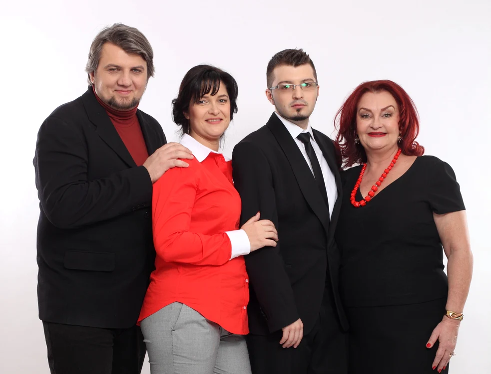 
    Gabriel Stoiciu, Evelyn Cristescu, Alin Bolboasa Şofaru şi Lucia Sterian vor supraveghea concurenţiiFOTO Facebook  