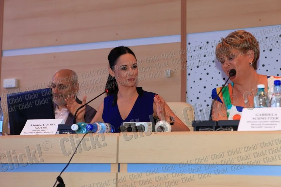 Andreea Marin vine în sprijinul persoanelor cu dizabilităţi şi al victimelor violenţei domestice (Foto: Roberto Sălceanu)