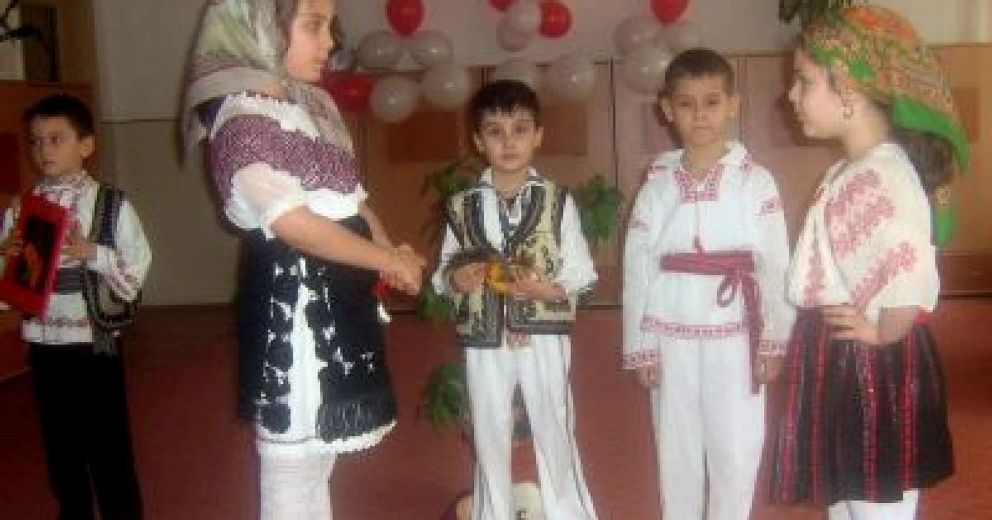 Sceneta „Pupăza din tei“, la Grădiniţa Ion Creangă
