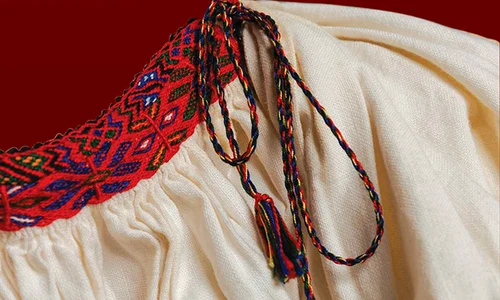 Vernisajul expoziției „Ia și cămașa de sărbătoare din zona Rupea”