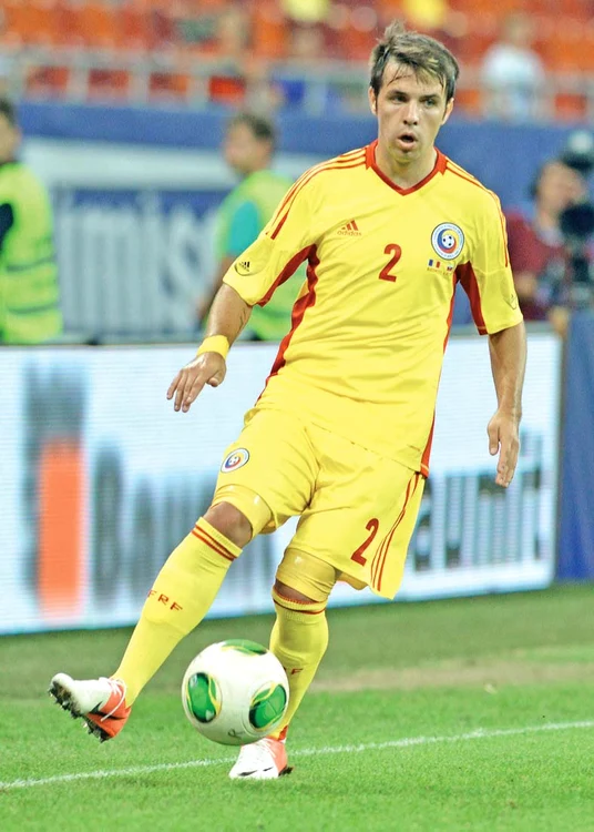 
    Anghel Iordănescu  