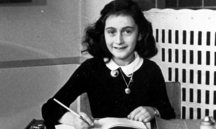 Cercetătorii olandezi au descoperit glume cu tentă sexuală în jurnalul Annei Frank jpeg