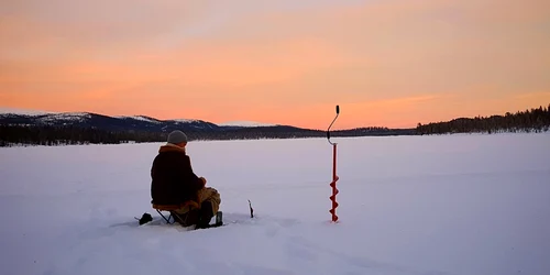 Pescuitul la copcă  Foto Fiskeavisen no Pixabay jpg