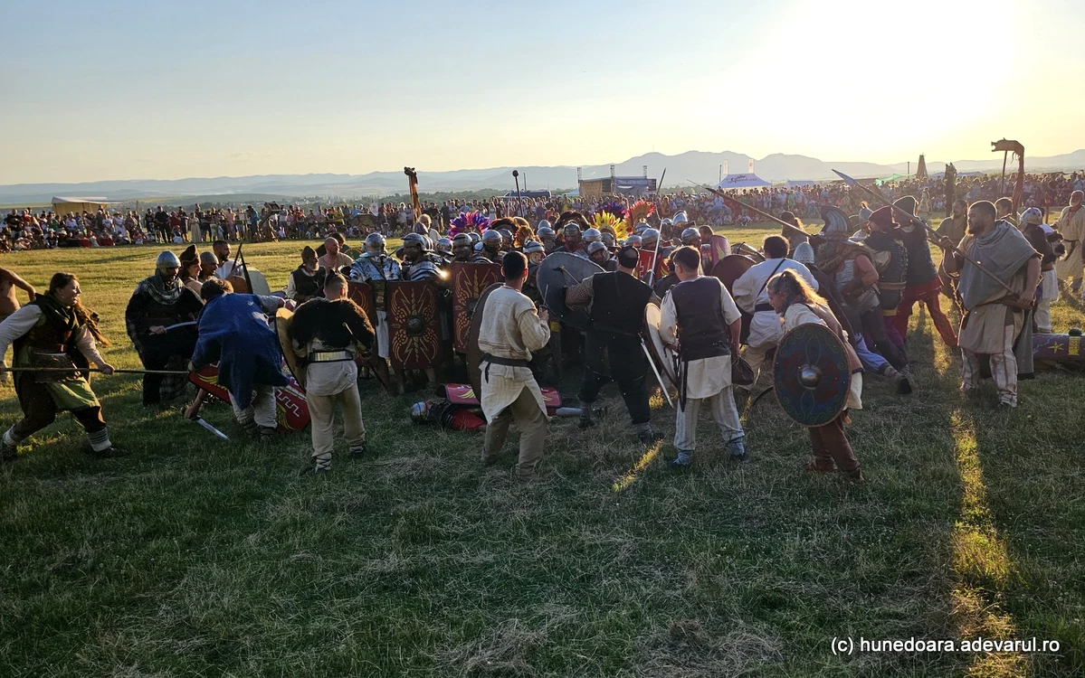Confruntarea dintre daci și romani. Foto: Daniel Guță. ADEVĂRUL