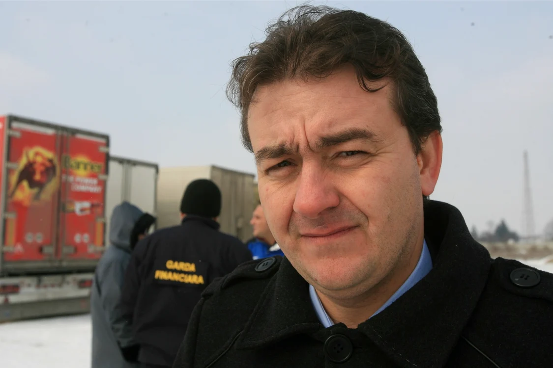 Robert Rusu s-a autospendat din funcţie înainte de a fi cercetat