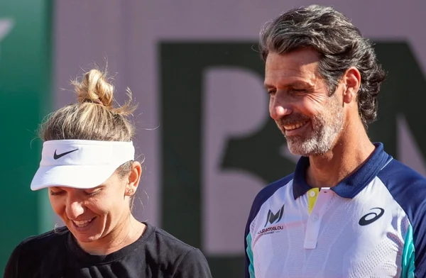 Simona Halep și antrenorul ei, Patrick Mouratoglou au o relație ciudată. Foto Getty images 